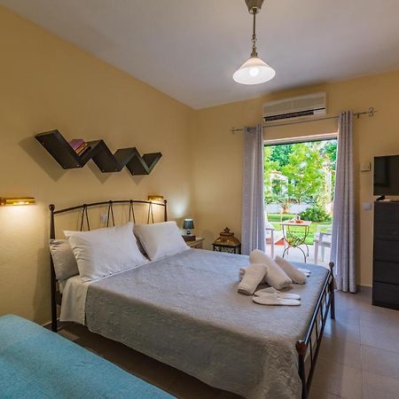 Aristotelis Apartment - Kanalia,Corfu Kastanéa Exterior foto
